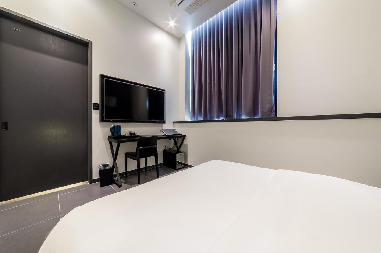 Pyeongtaek Stay Tourist Hotel Екстер'єр фото